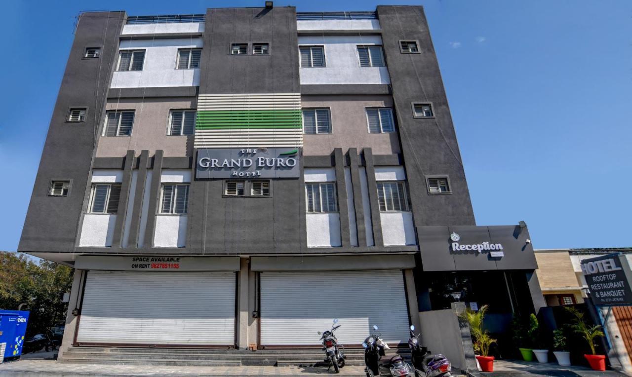 Treebo Grand Euro Pipliyahana Square Indore Exterior foto